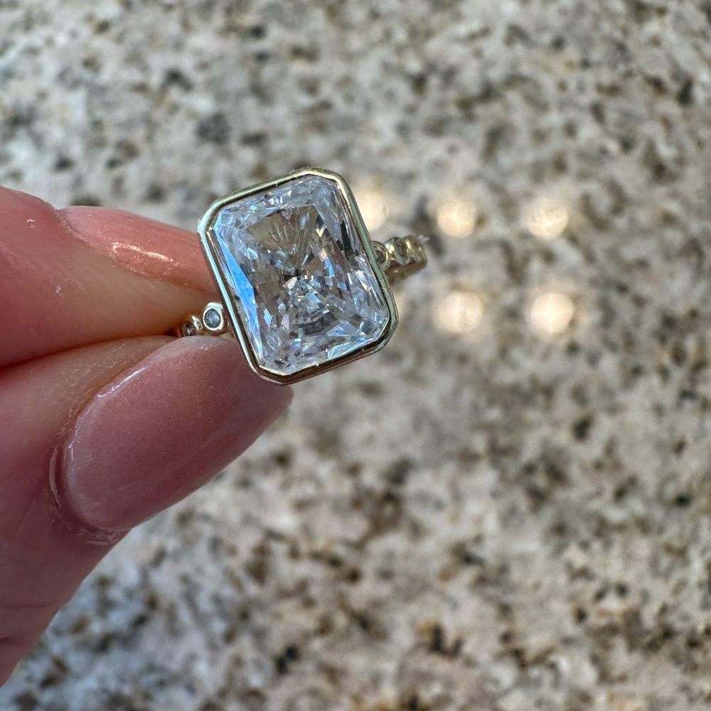 Melinda Maria gold crystal ring size 5